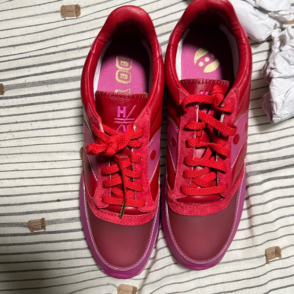 Sneakers